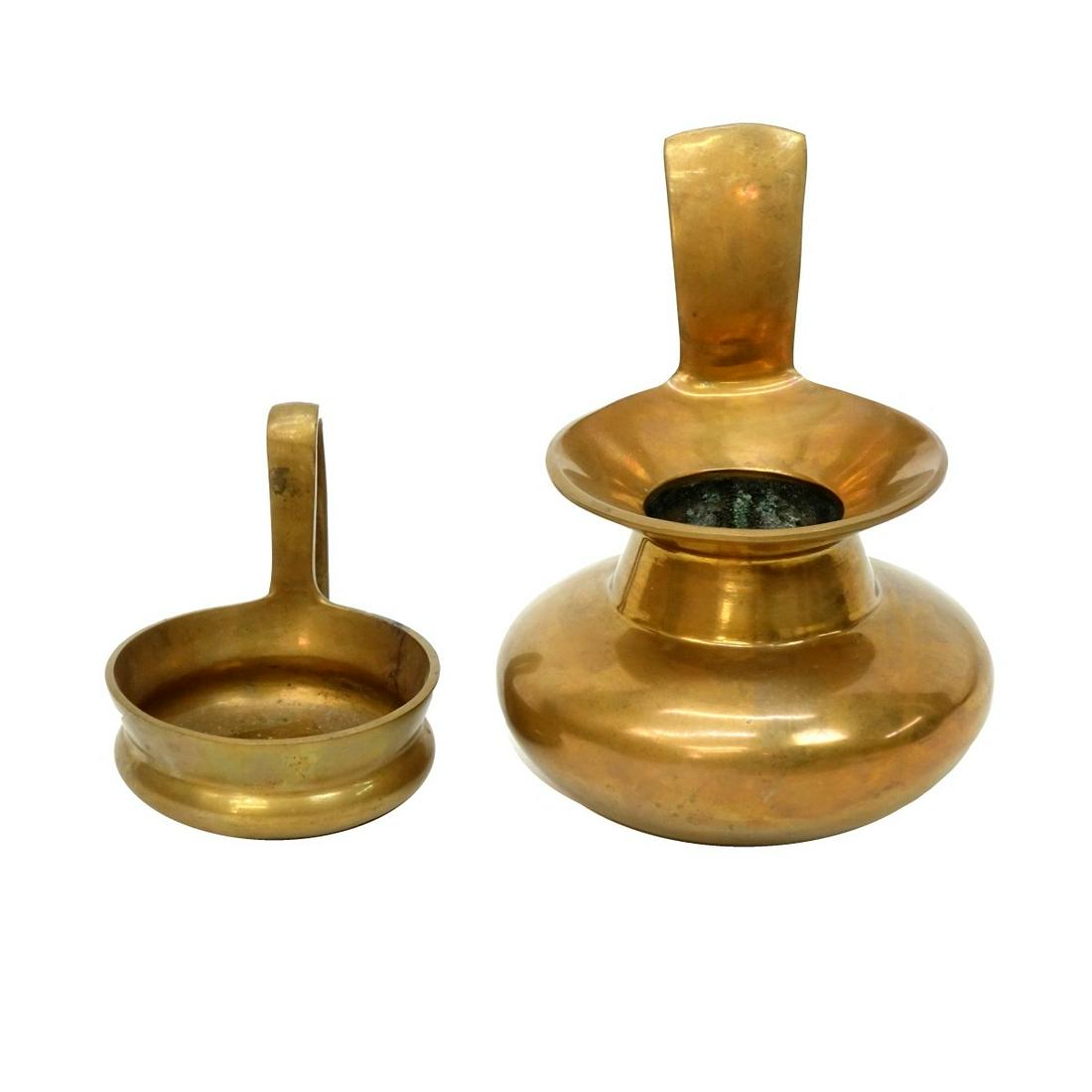 Heavy Copper Spittoon and Handled Pot (1 of 2)