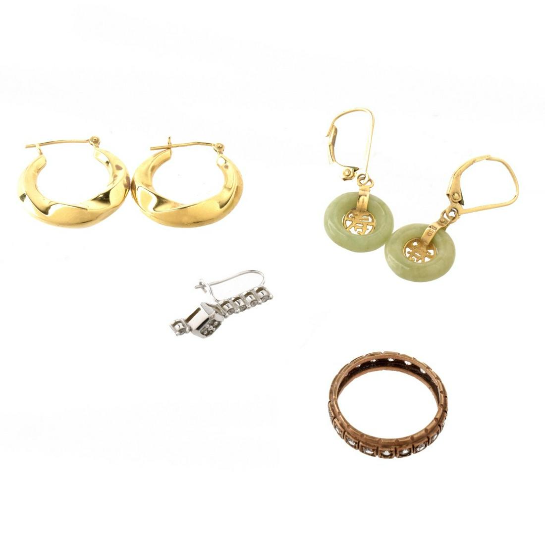 Misc. Gold Jewelry Lot (1 of 2)