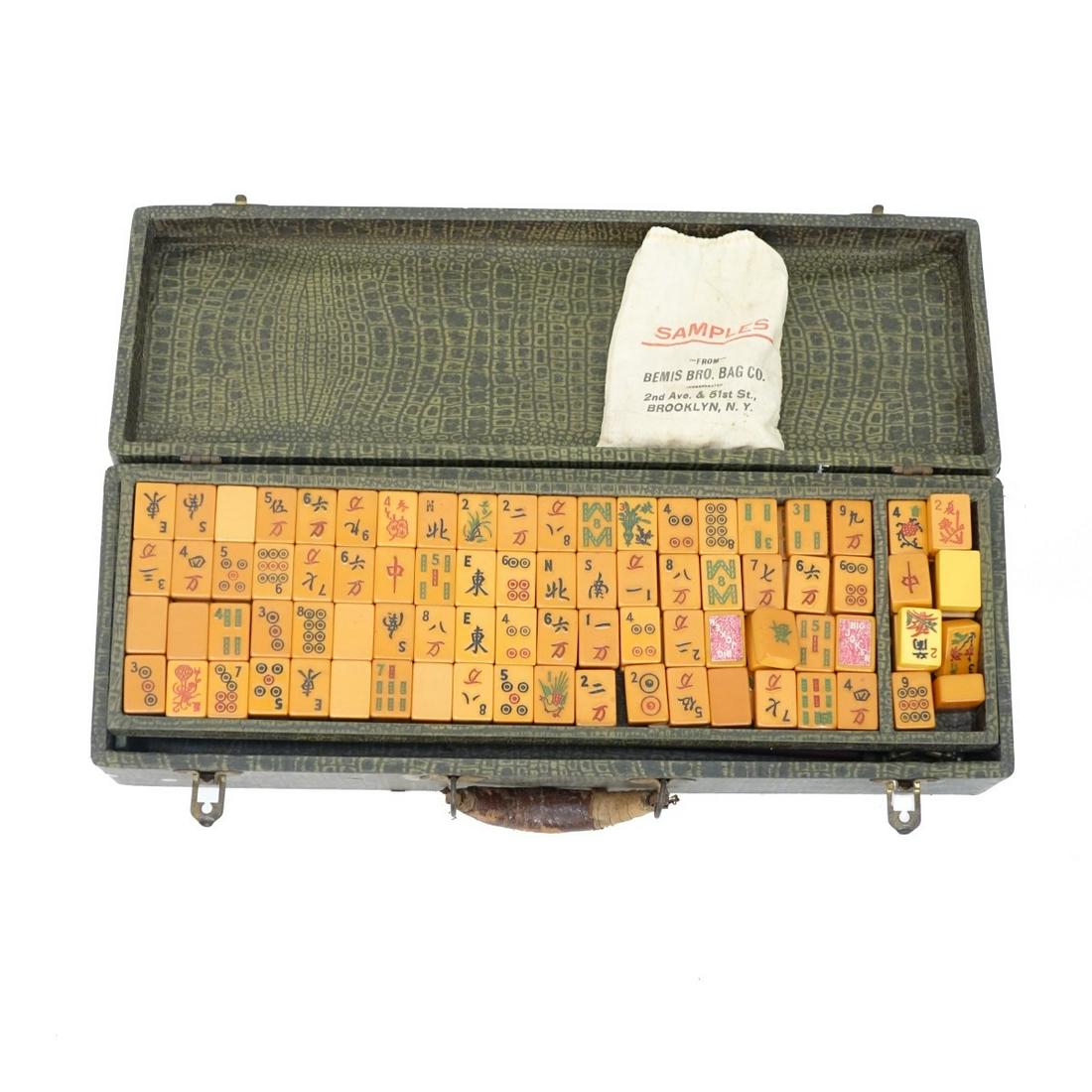 Antique Chinese Bakelite Mahjong Set (1 of 2)