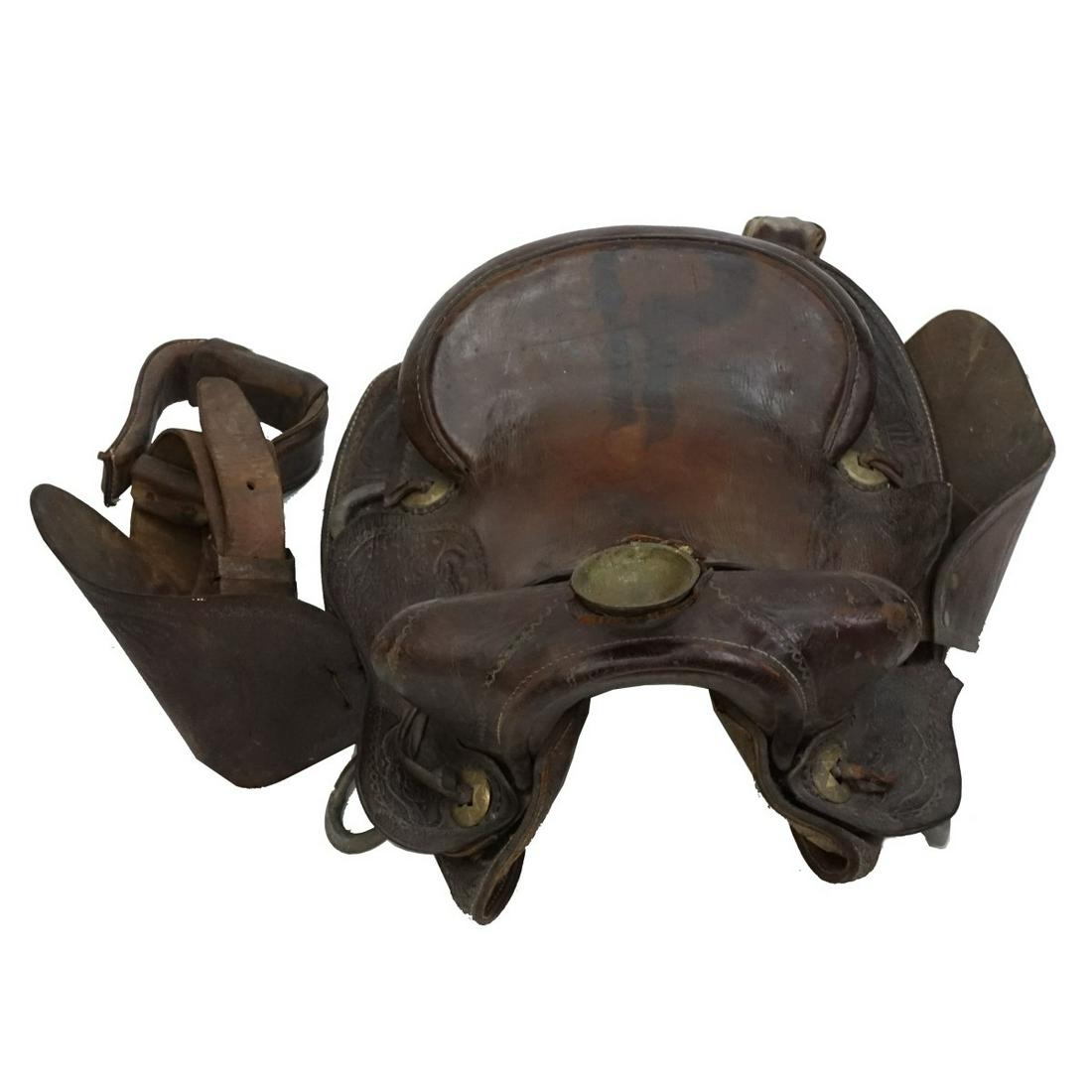 Vintage Leather Saddle (1 of 3)