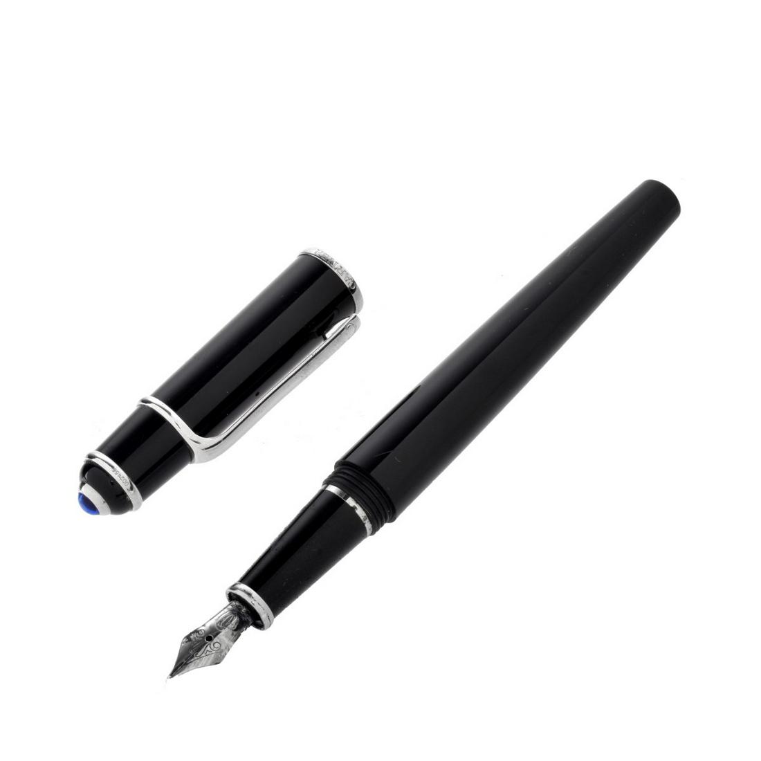 Cartier Pen (1 of 4)