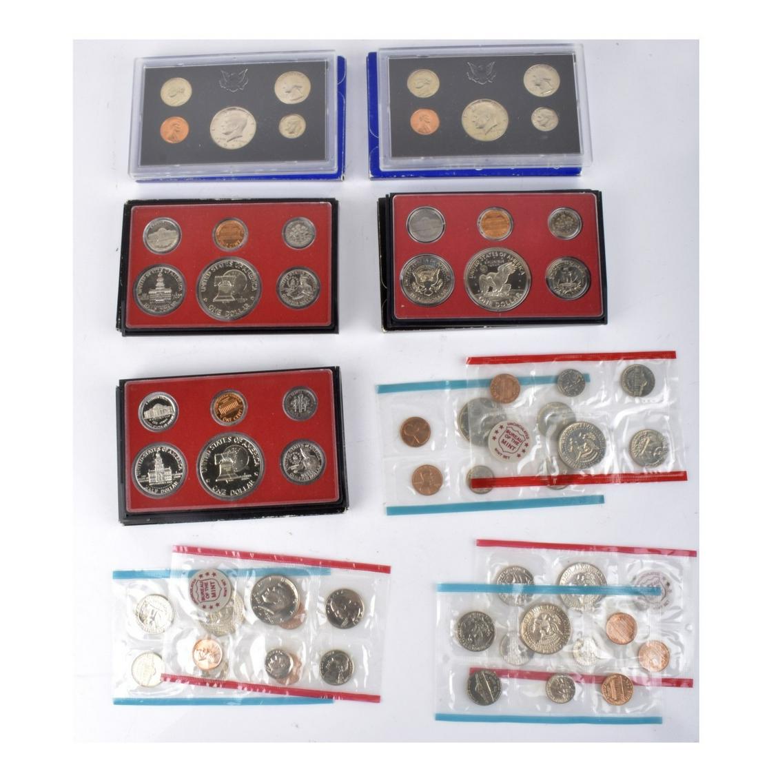 Uncirculated Mint Set & Proof Sets (1 of 1)