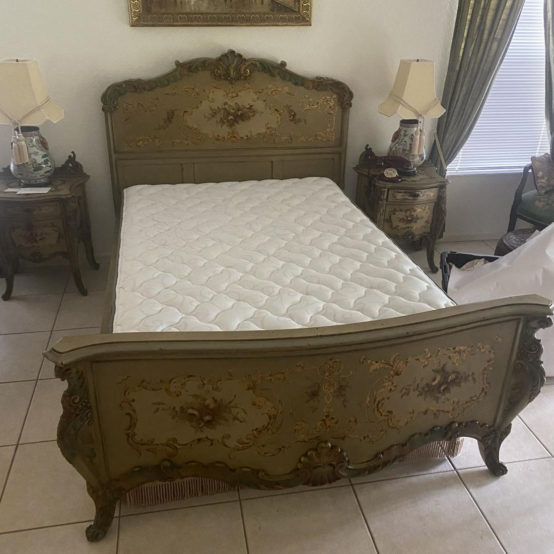 Venetian Bed (1 of 8)