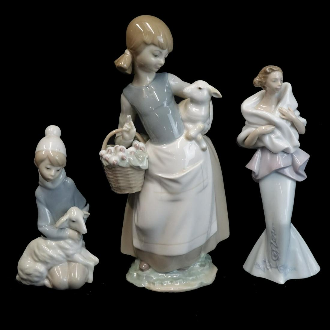 Lladro Figurines (1 of 5)