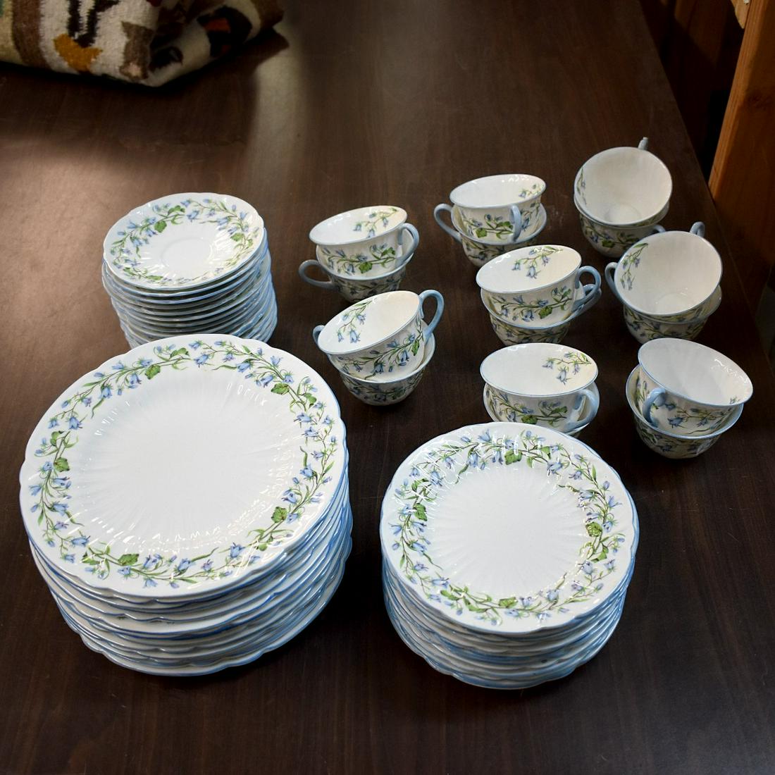 Shelley Dinner Set (1 of 7)