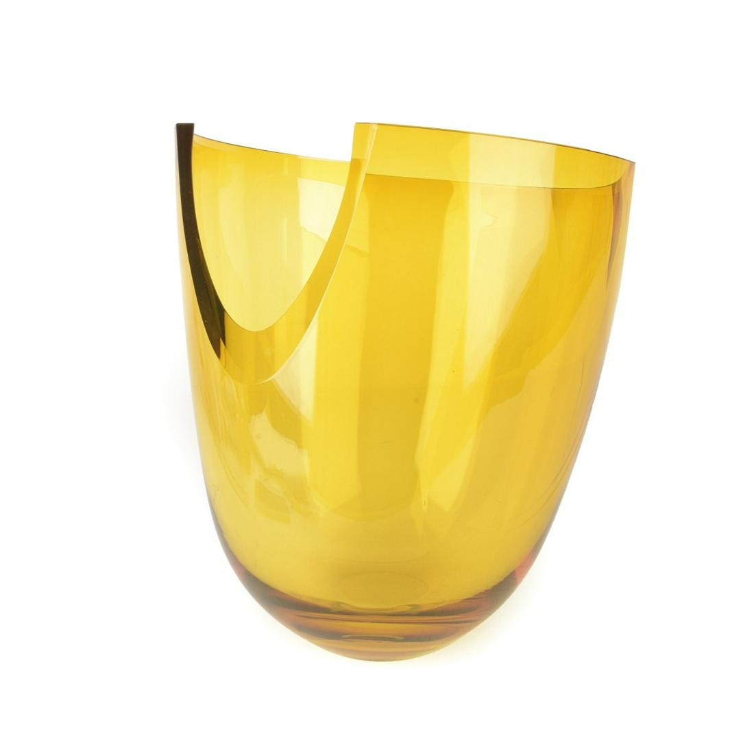 Mark J. Sudduth Vase (1 of 5)