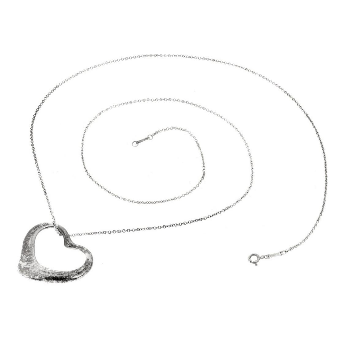 Elsa Peretti for Tiffany & Co Necklace (1 of 6)