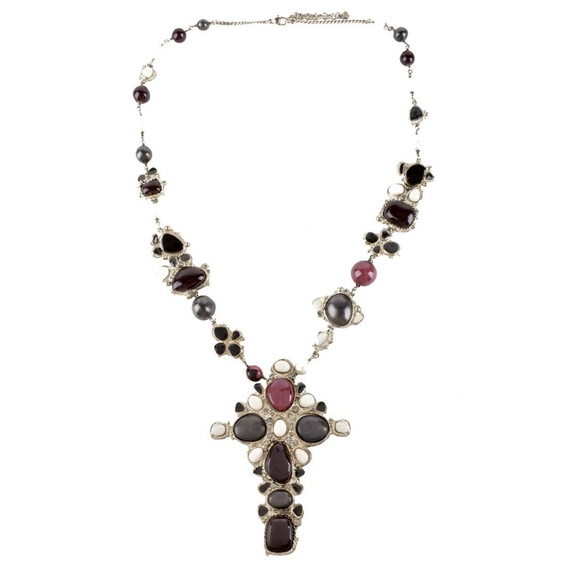 Chanel Gripoix Cross Necklace (1 of 5)
