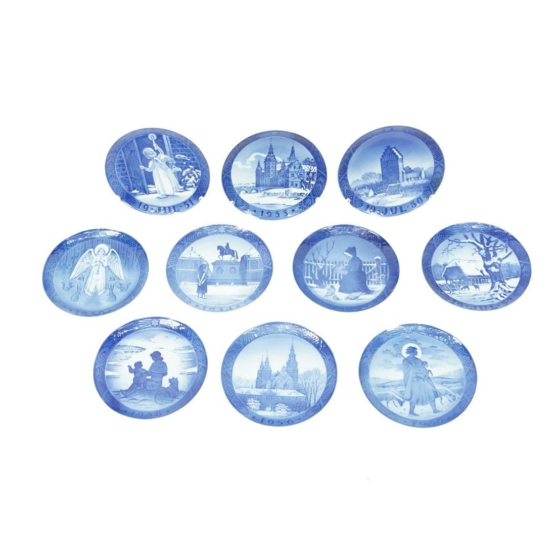 Royal Copenhagen Christmas Plate (1 of 6)