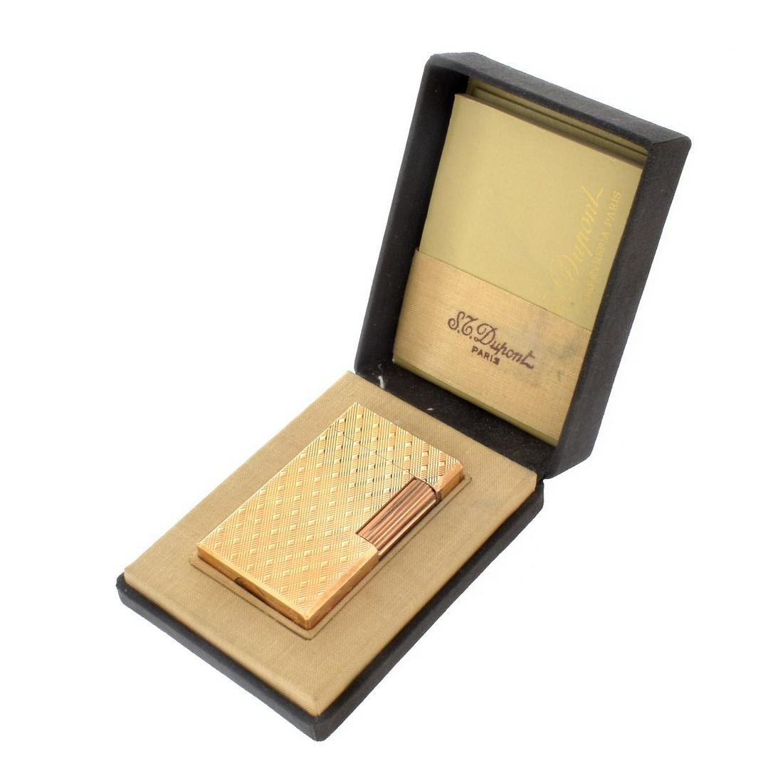 S.T. Dupont Lighter (1 of 5)