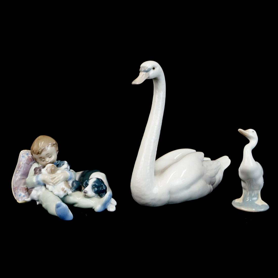 Lladro Figurines (1 of 3)