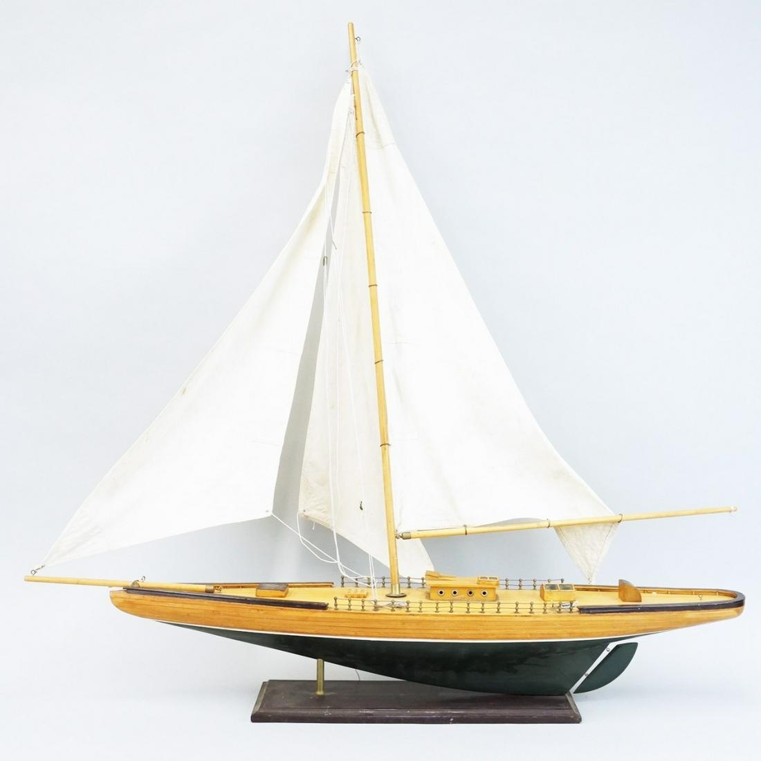 Model Sailboat (1 of 2)