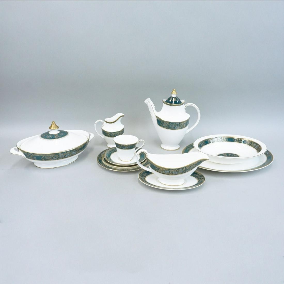 (90) Pc. Royal Doulton Dinner Service (1 of 5)