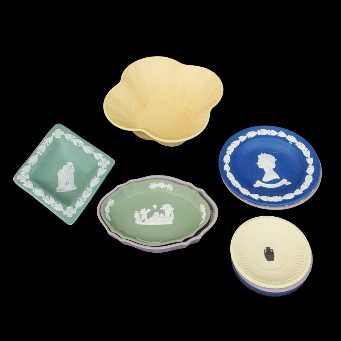 Wedgwood Tableware (1 of 5)