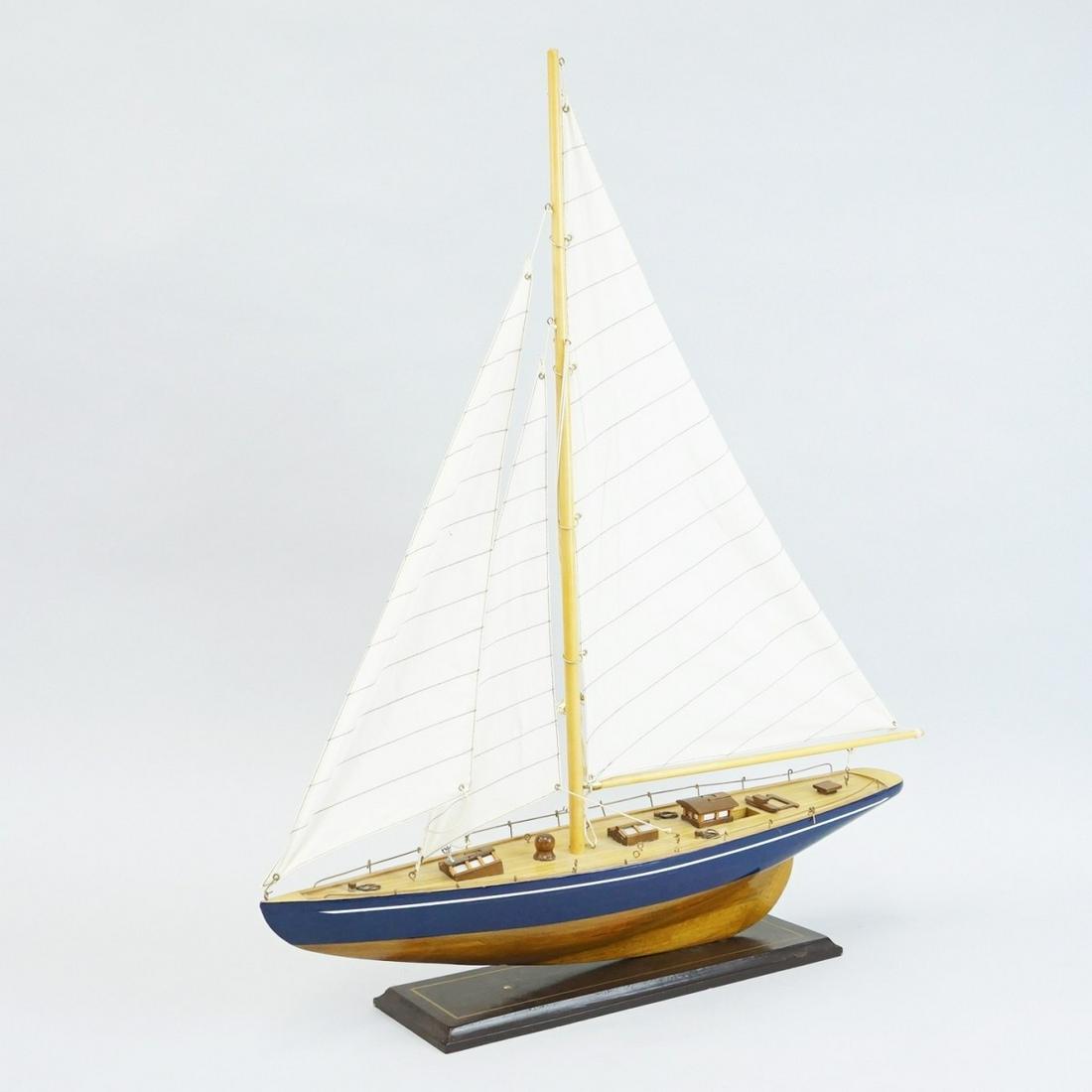 Model Sailboat (1 of 2)