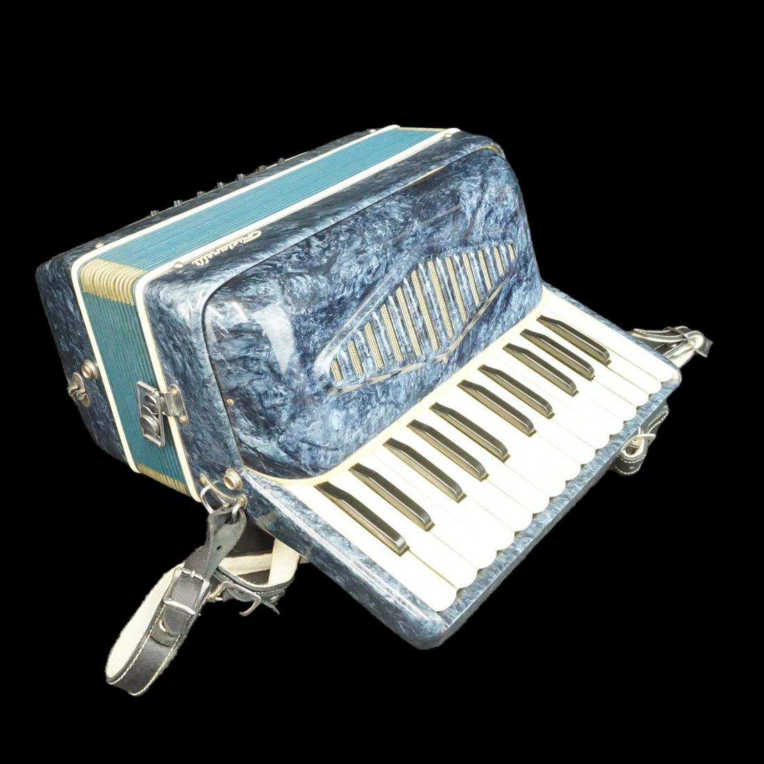 Crucianelli Accordion