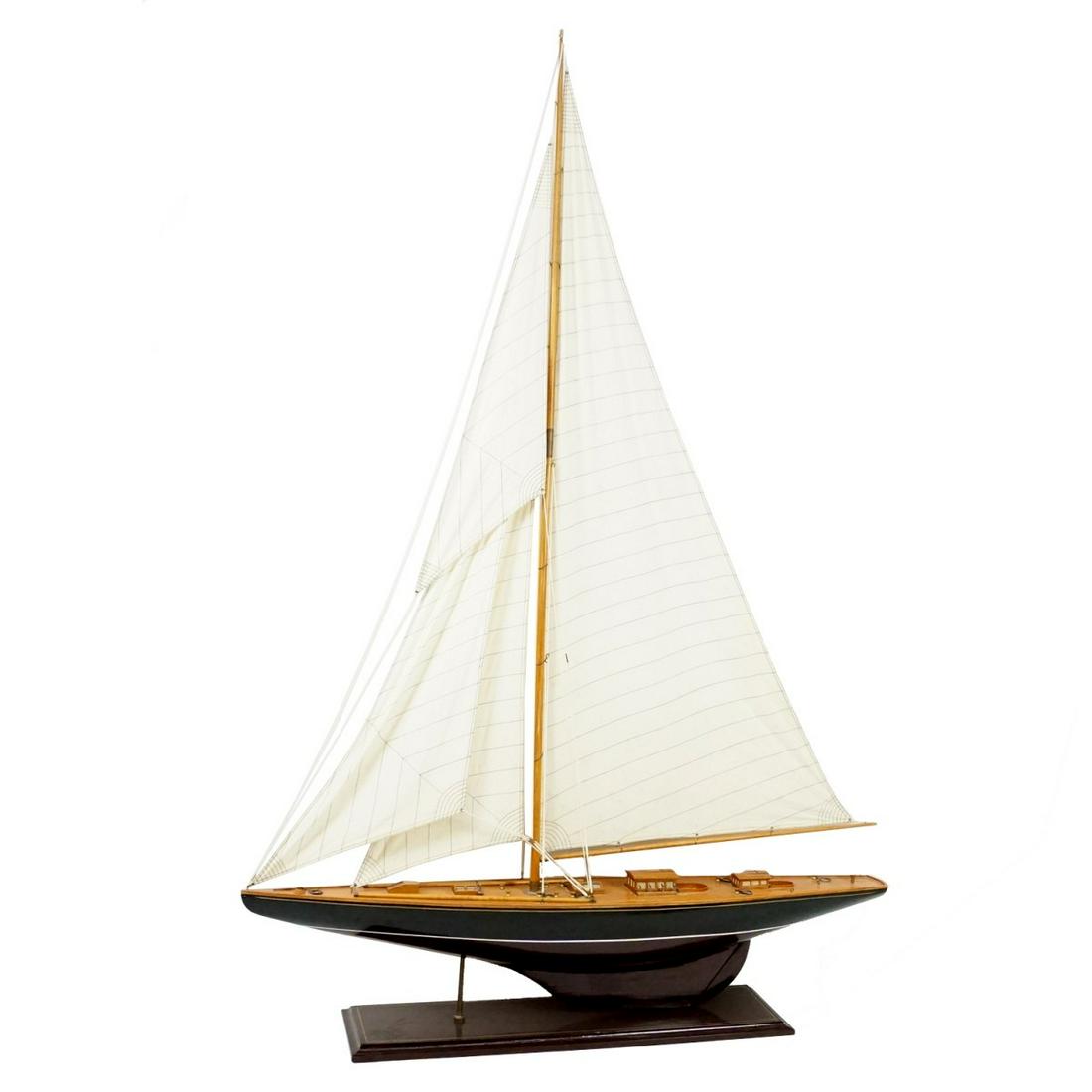 Large Sailboat Model (1 of 2)