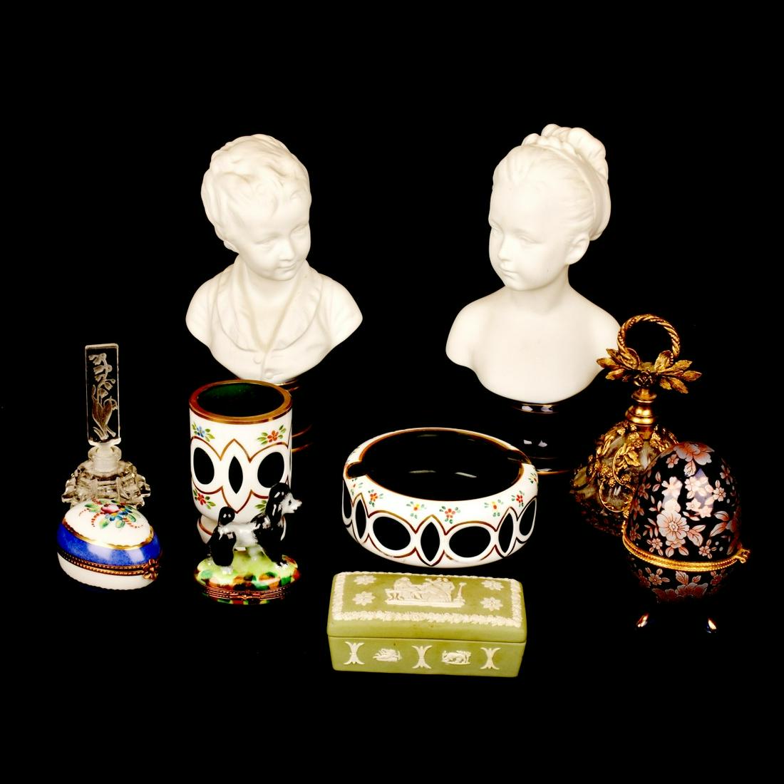 Assorted Tableware (1 of 9)