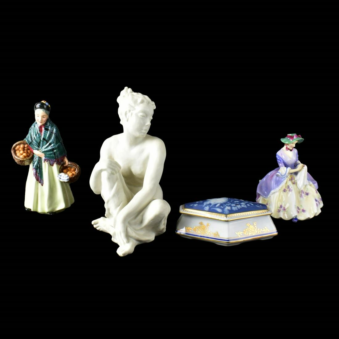 Four Vintage Assorted Porcelain Tableware (1 of 5)