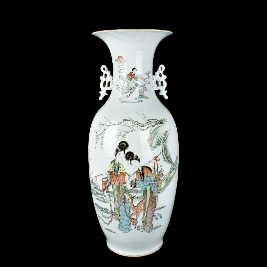 Large Japanese Porcelain Vase (1 of 8)