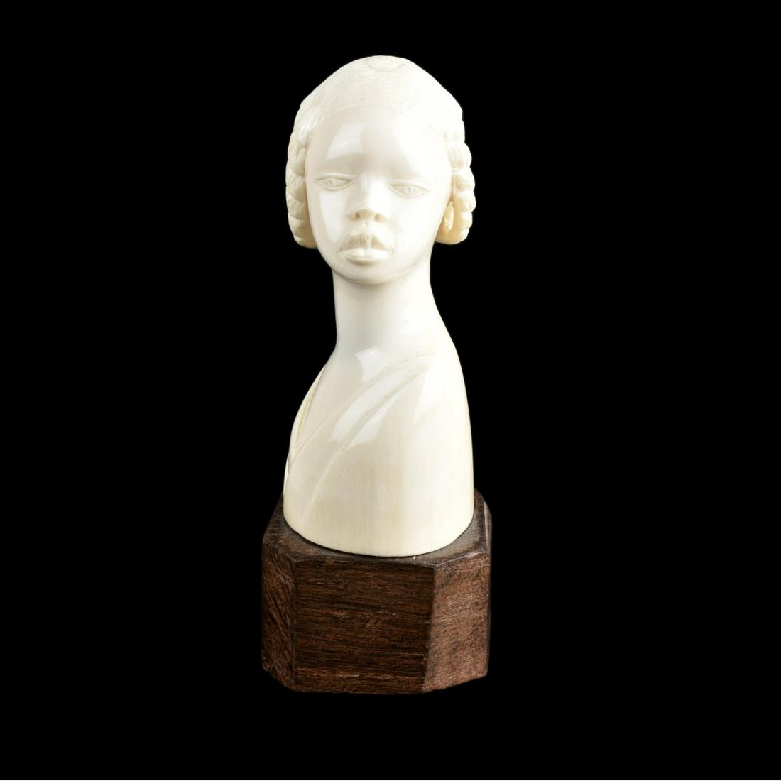 Antique African Carved Bust of a Woman (1 of 5)