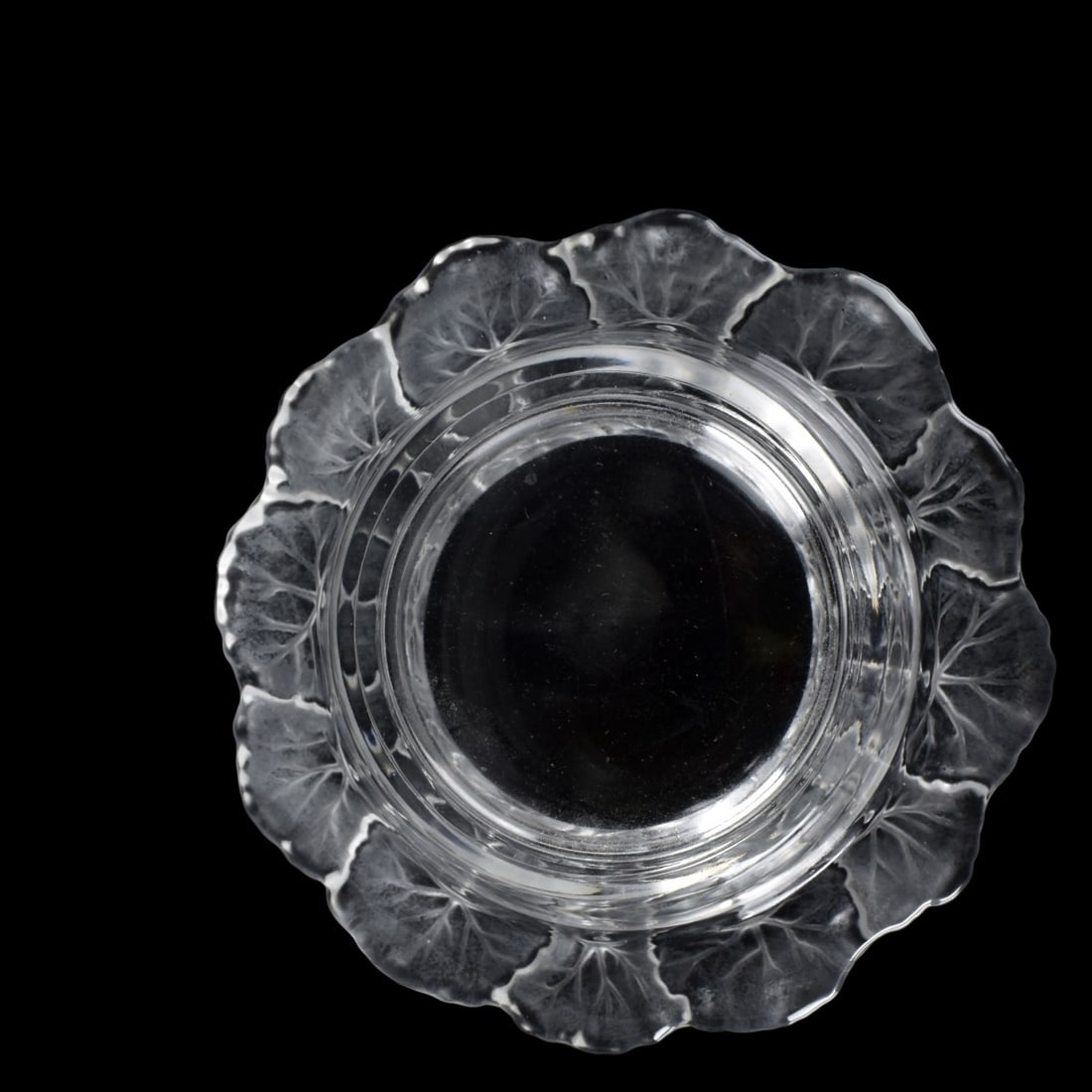Lalique Honfleur Crystal Bowl: Lalique Honfleur Frosted Crystal Bowl. Unmarked. Measures 1-7/8" x 6-1/2" diam. Condition: Good condition. Estimate: $50.00 - $100.00 Domestic Shipping: $48.00