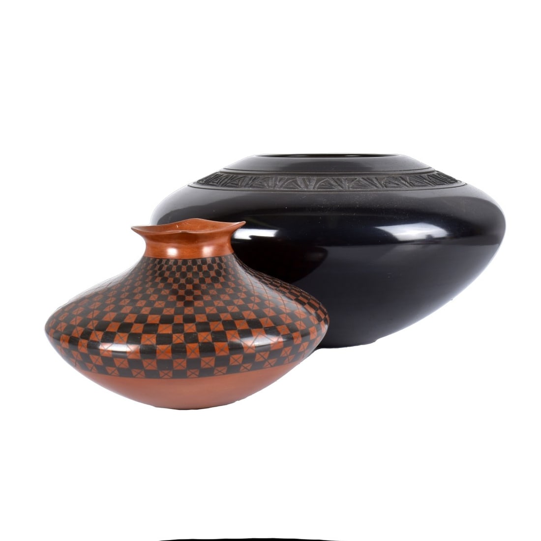 Two Vintage Pottery Tableware (1 of 5)