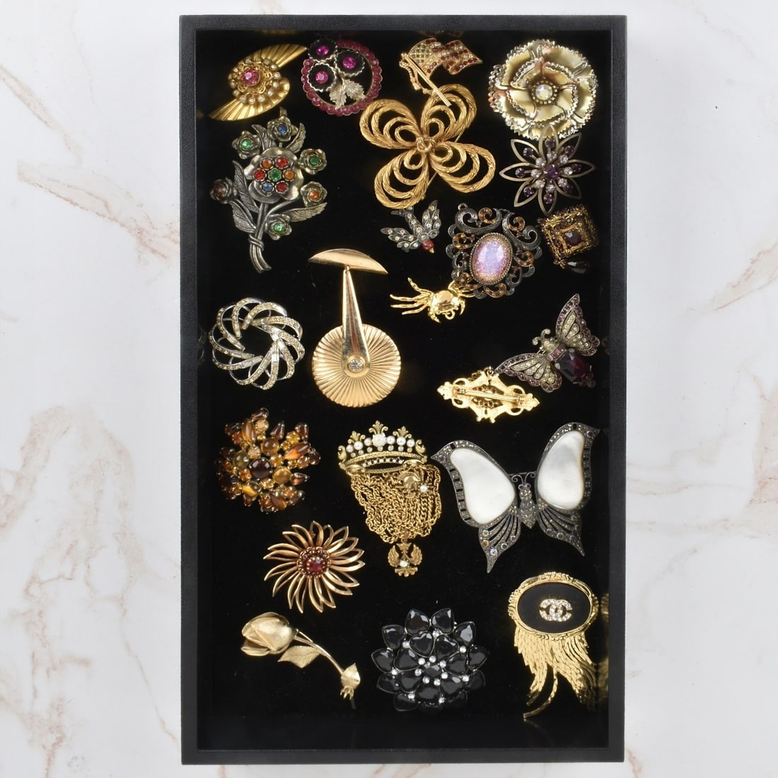 Collection of Costume Brooches (1 of 1)