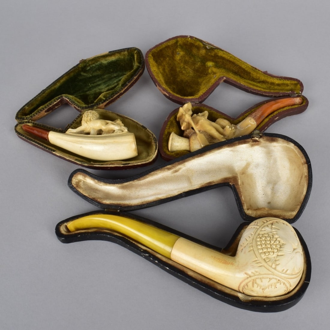 Three Vintage Meerschaum Pipes (1 of 3)
