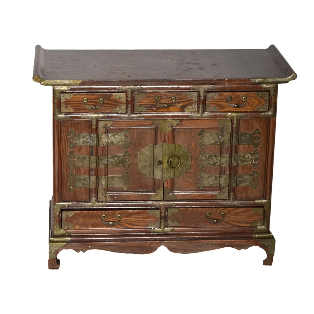 Korean Tansu Chest of Drawers: 20th Century Korean Tansu Chest of Drawers with Brass Hardware. Measures 21-3/4" x 27" x 12-1/4". Condition: Scratches to the surface otherwise good condition. Estimate: $100.00 - $300.00 Domestic Shi