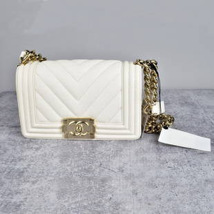 Chanel Vintage White Quilted Caviar Jumbo Classic Single Flap Gold