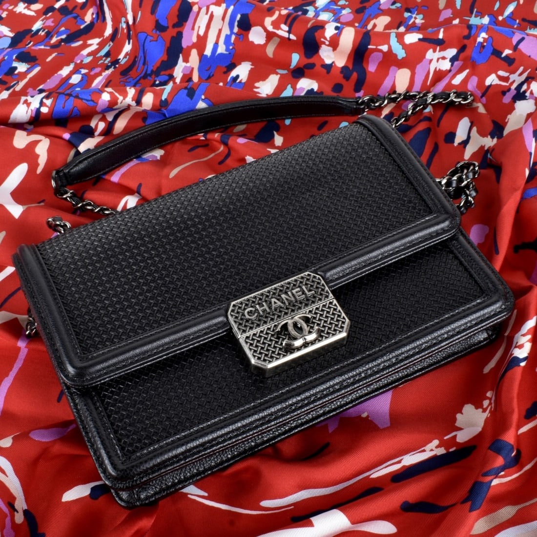 Chanel Micro Retro Flap Bag (1 of 5)