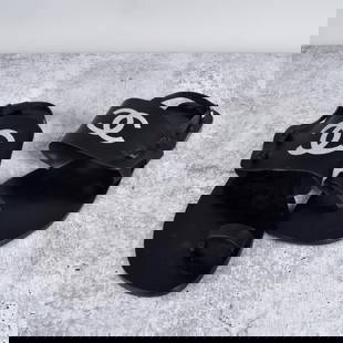 Chanel Black Leather Sandal: Chanel Black Leather single toe Sandal. Serial Number G36885 Size Woman 39. Provenance: The Orianne Collins Collection. A large portion of proceeds of this sale will be donated to Ms Collins’ charit
