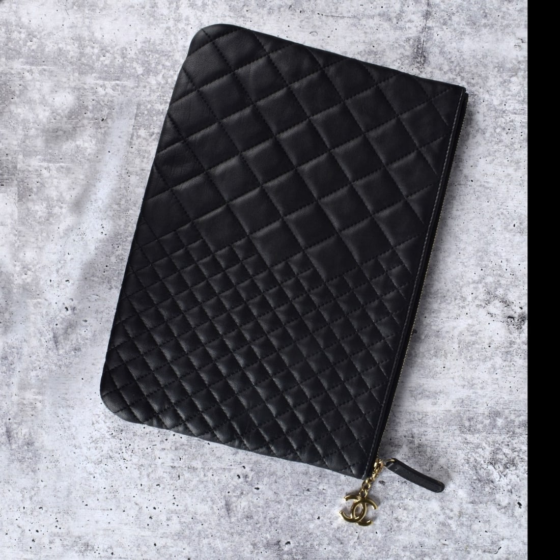 Chanel Black Quilted Clutch (1 of 4)