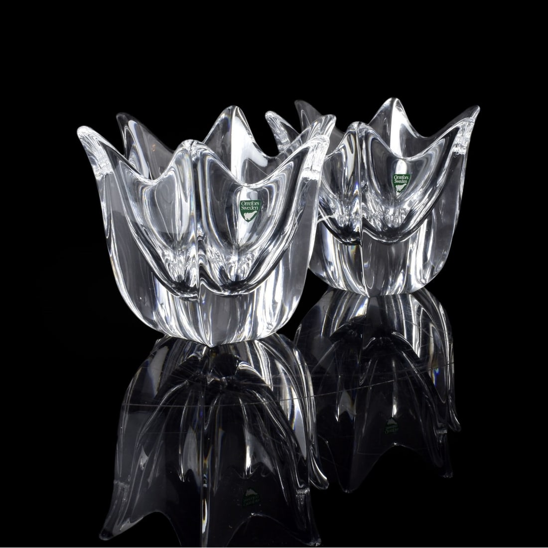 Pair of Orrefors Crystal Bowls: Pair of Orrefors Belle Crystal Bowls. Original labels still intact. Measures 5-1/4" x 6-1/4". Condition: Good condition. Estimate: $50.00 - $150.00 Domestic Shipping: $45.00