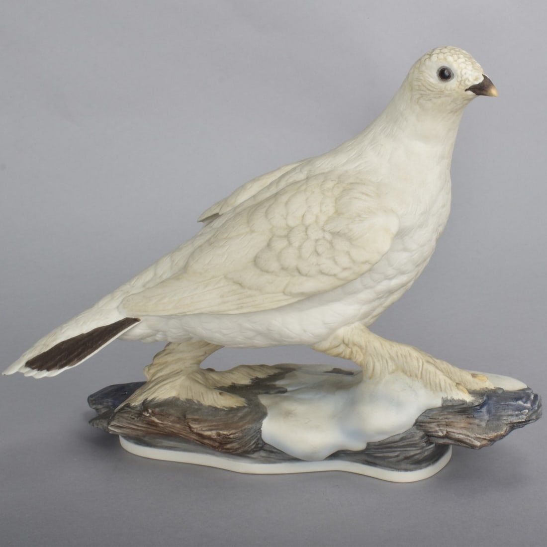 Boehm Porcelain Female Ptarmigan Figurine: Boehm Porcelain Female Ptarmigan Bird Figurine Standing in snow, Limited Edition. Signed approperately Bottoms marked 463. Measures Condition: Good Condition Estimate: $200.00 - $400.00 Domestic Shipp