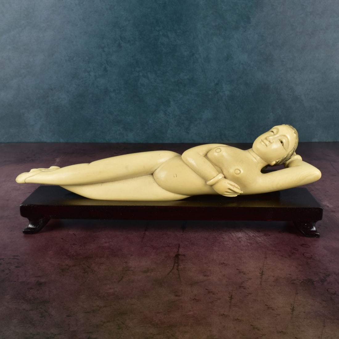 Chinese Carved Reclining Doctor's Lady: Chinese Carved Reclining Nude Doctor's Lady Presented Wooden Base. Box to accompany the lot. Carving measures 2-1/4" x 9-3/4" x 2". We Will Not Ship This Item Out of State of Florida. Anyone Having Th