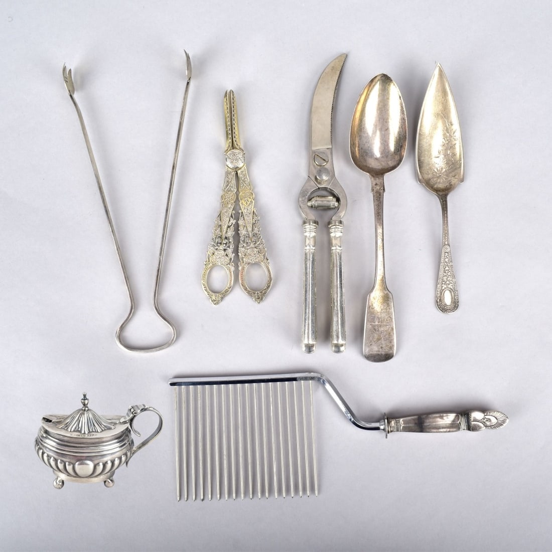 Assorted Silver Items (1 of 6)