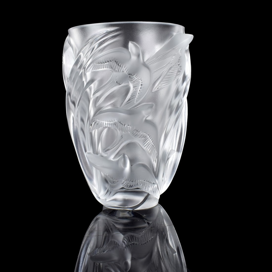 Lalique "Martinets" Crystal Vase (1 of 5)