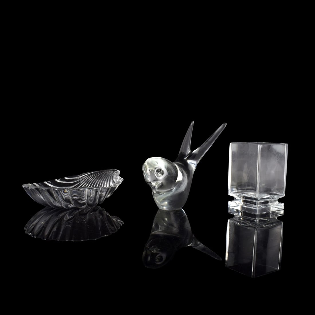 Grouping of Vintage Tableware (1 of 4)