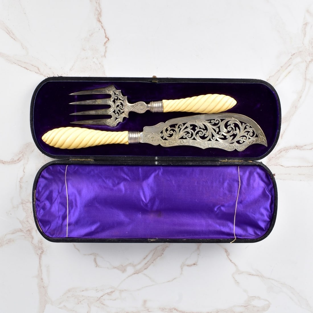 2 pc George Unite Sterling English Fish Set (1 of 6)