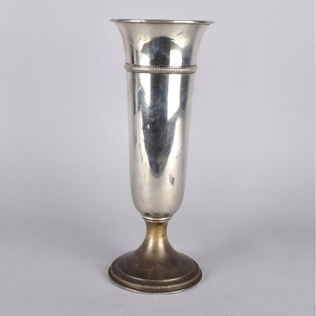 J.E. Caldwell & Co. for Matthews Company Vase (1 of 4)