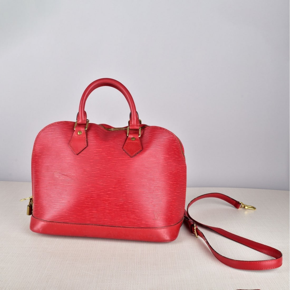Louis Vuitton Alma EPI Red Handbag (1 of 6)