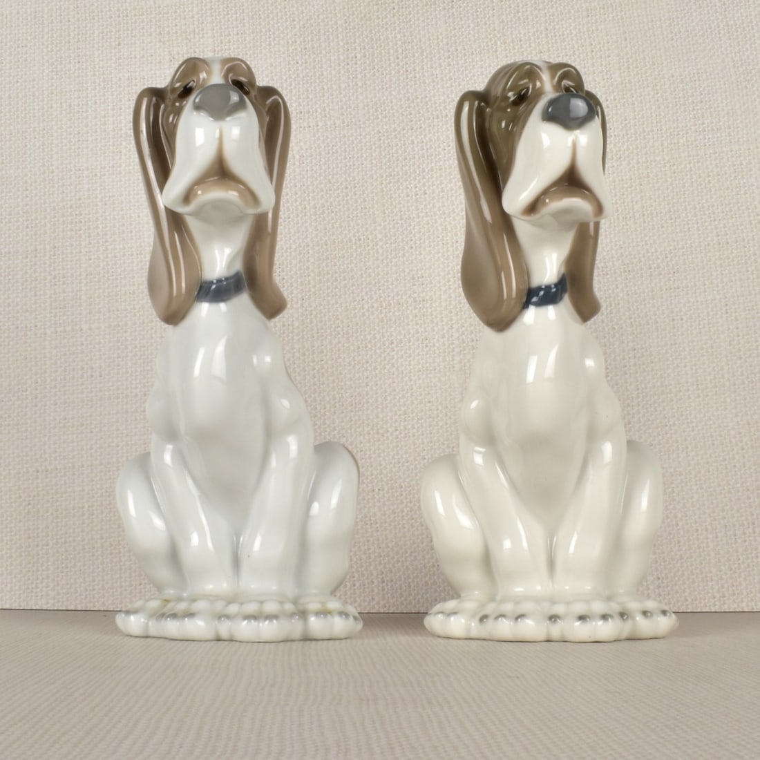 Pr Nao by Lladro Porcelain Hound Dogs (1 of 5)