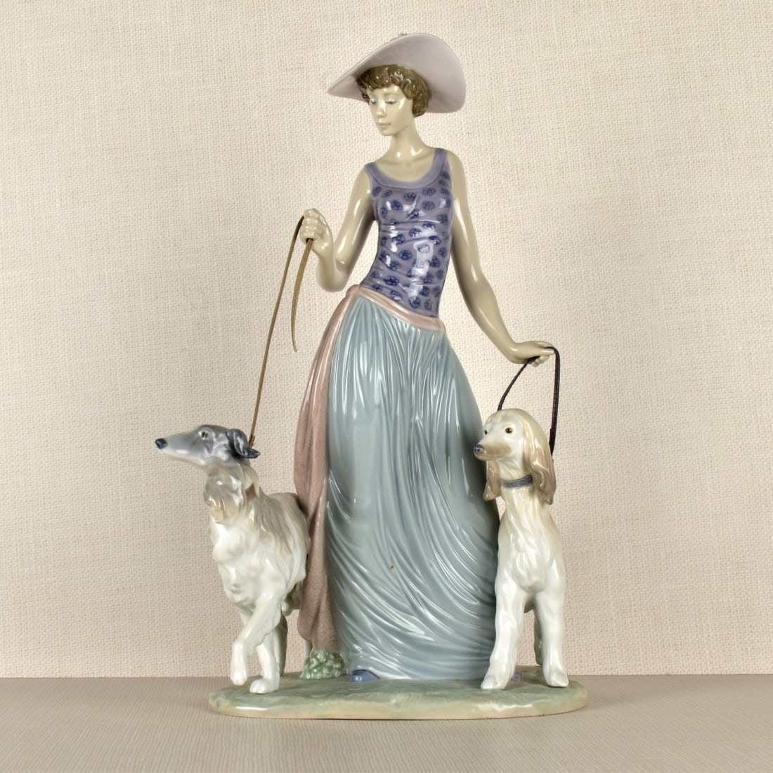 Lladro Figurine of a Lady (1 of 8)