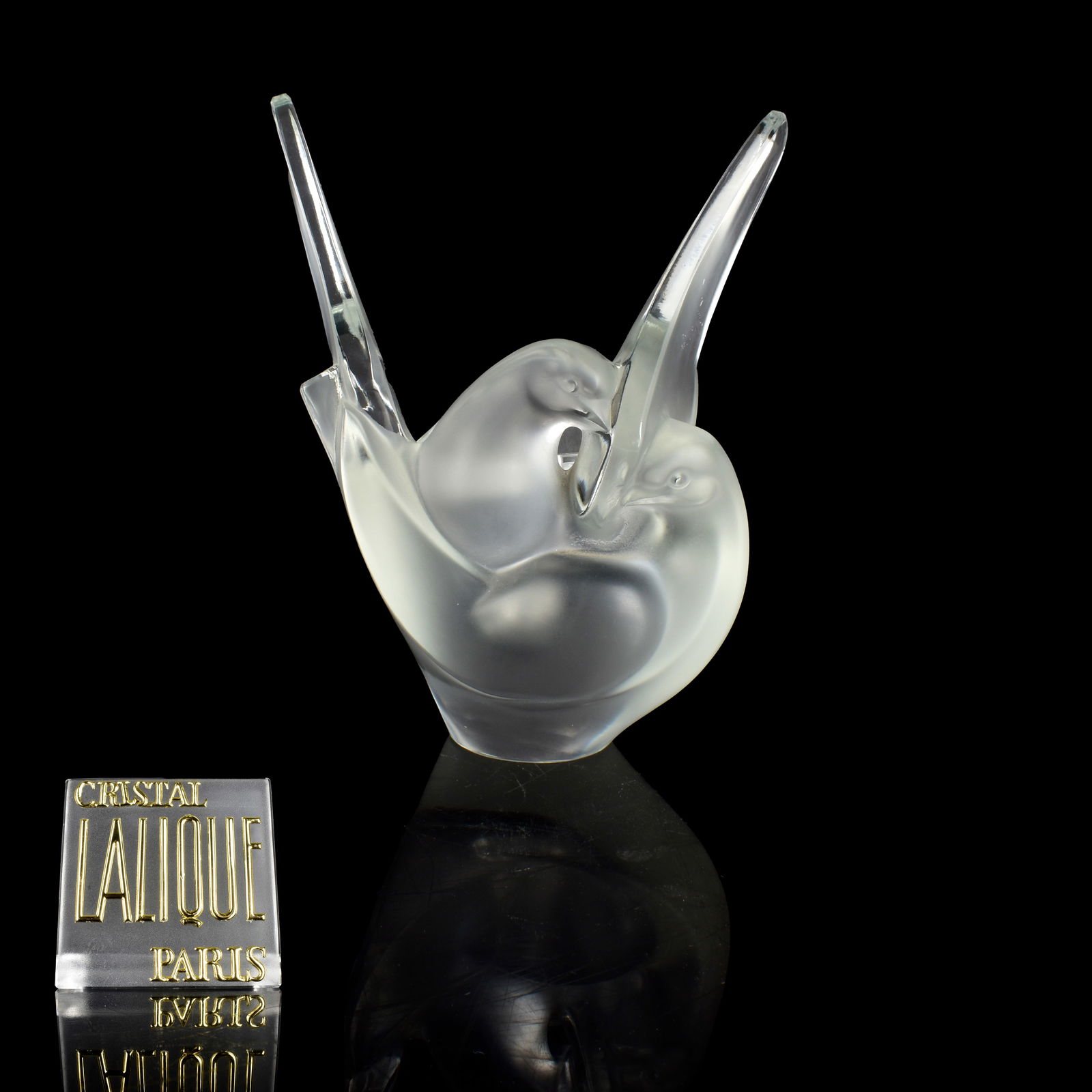 Lalique "Sylvie" Vase (1 of 6)