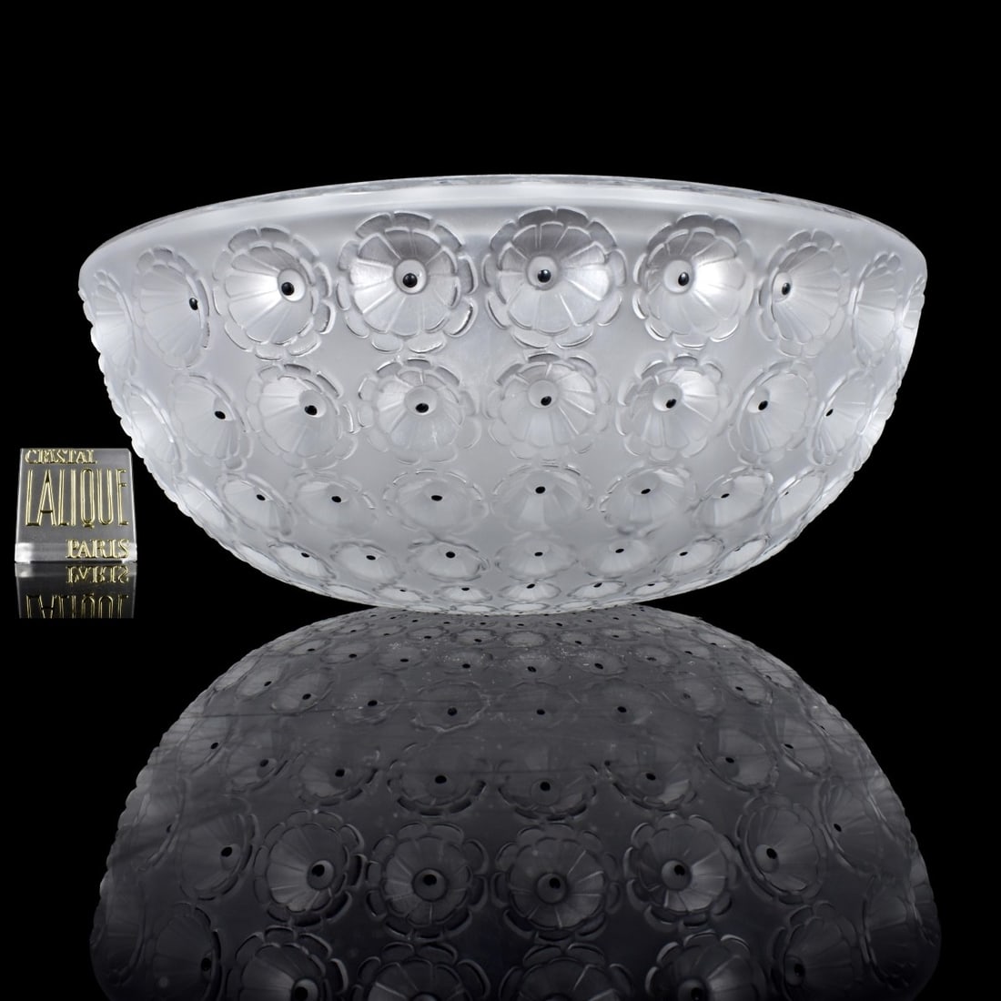Lalique "Nemours" Crystal Bowl (1 of 4)