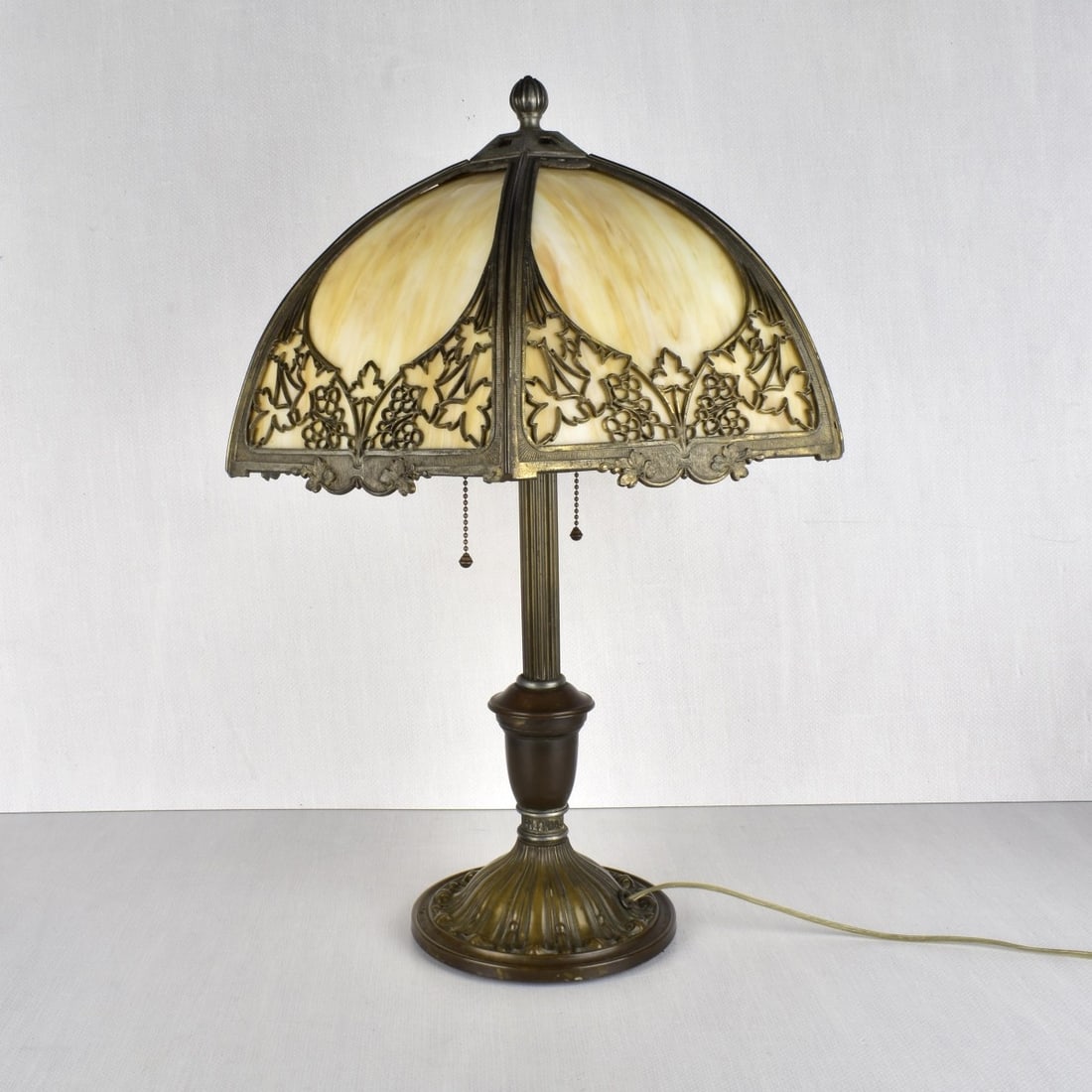 Bradley and Hubbard Slag Glass Lamp (1 of 6)