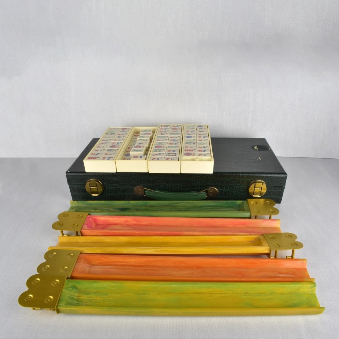 Vintage Crisloid Mahjong Set (1 of 4)