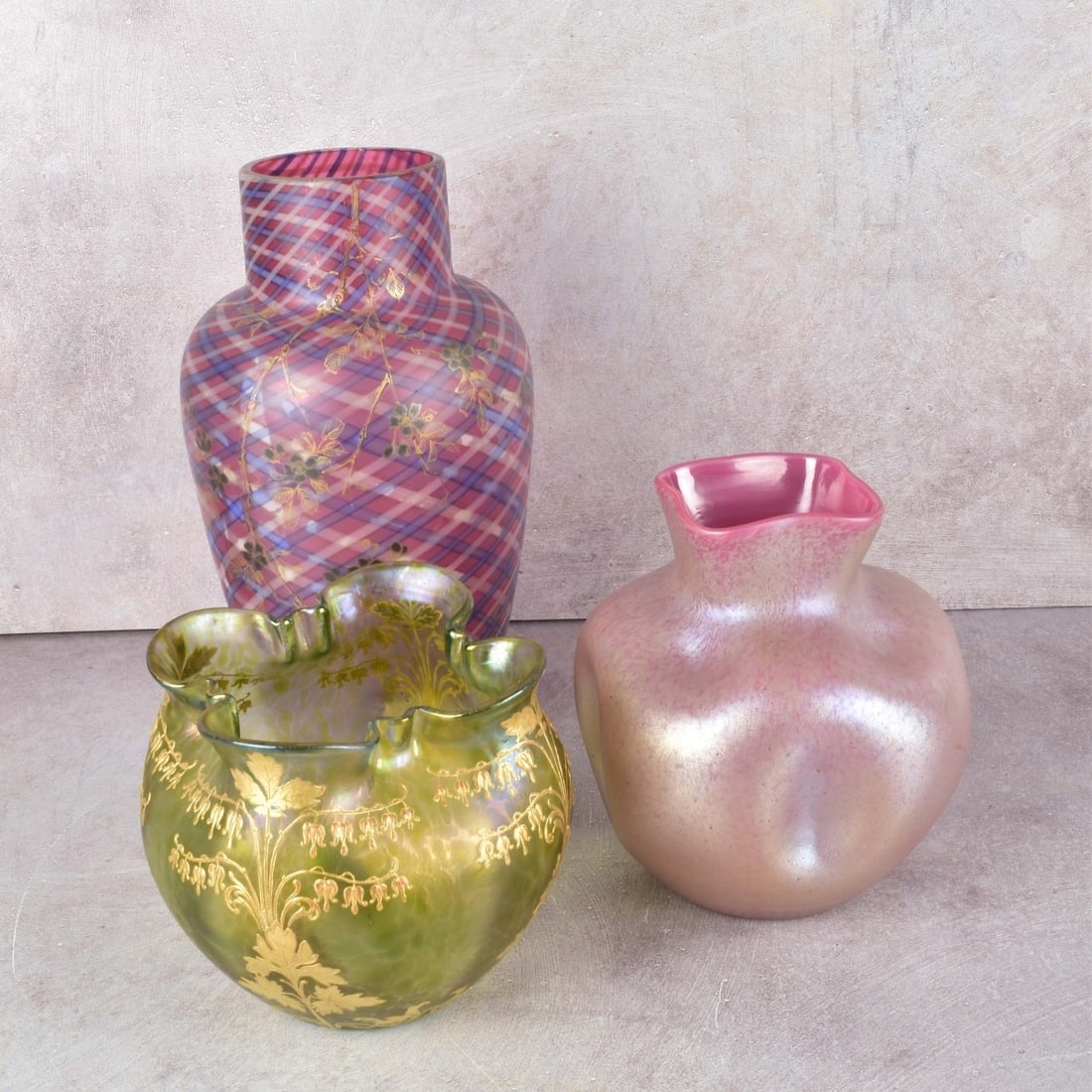 Collection of Vintage Art Glass Vases (1 of 5)